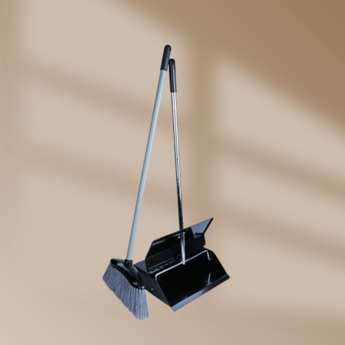 Jobby Dust Pan  With Brush